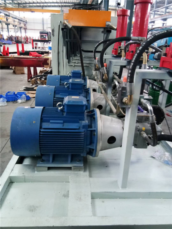 吊機調(diào)試臺集中供油系